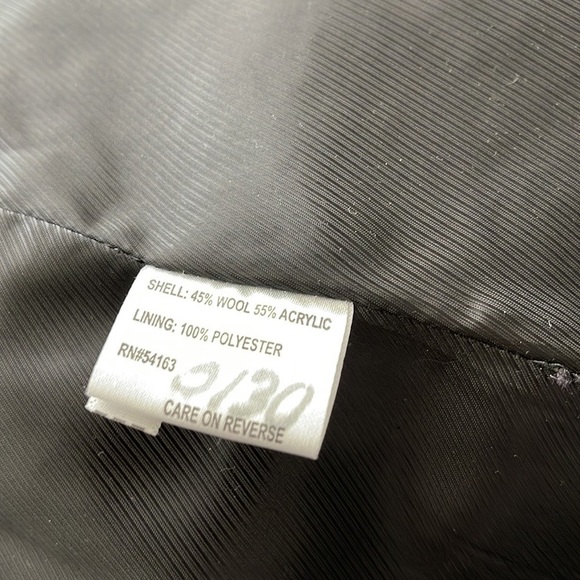 SALE!! Calvin Klein Black Jacket - Picture 7 of 7